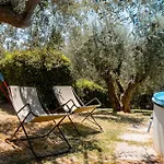 Apartman Flora *