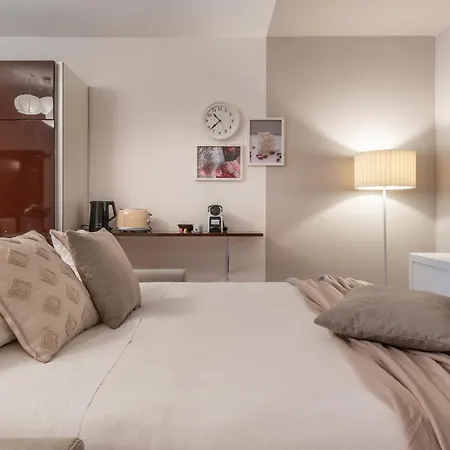 Flora بيرودجا