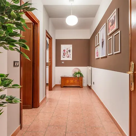 Apartman Flora *