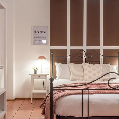 Flora Apartman *